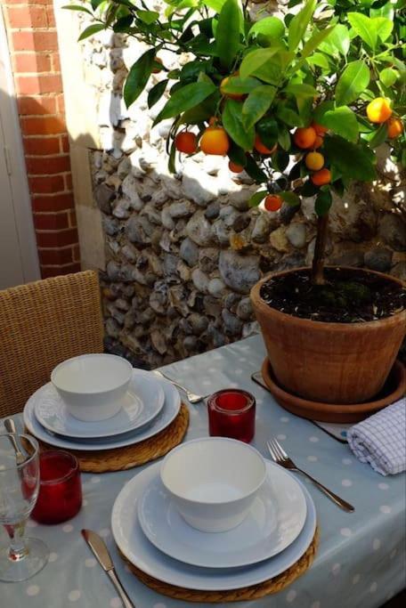 Stone Cottage Thornage 외부 사진