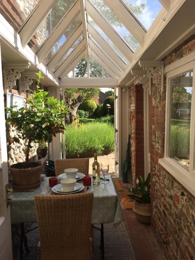 Stone Cottage Thornage 외부 사진