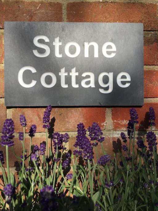 Stone Cottage Thornage 외부 사진